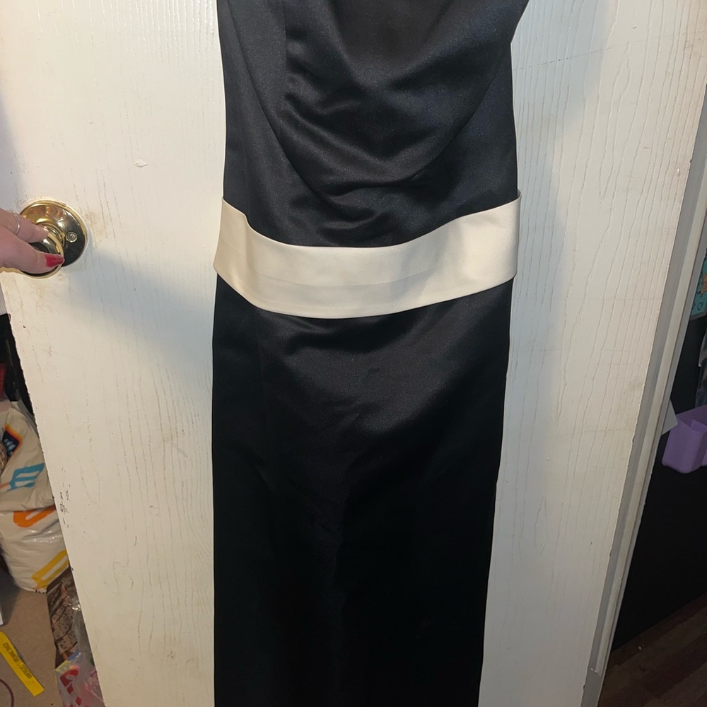 Elegant Black Strapless Dress with White Accent